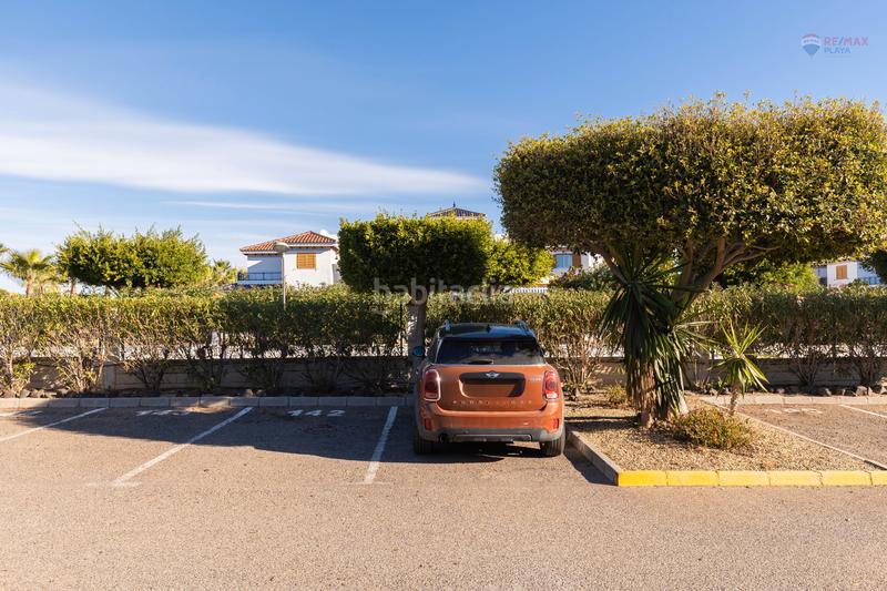 Foto 78f3d661-16e9-4d5e-a1df-80ee9cb57a8f. Casa aparellada amb aparcament piscina a El Playazo Vera