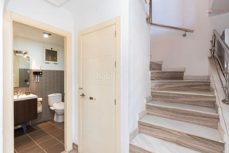 Foto b10e7b0c-1b54-4d2f-a7f8-eb89d71be8fa. Casa aparellada amb aparcament piscina a El Playazo Vera