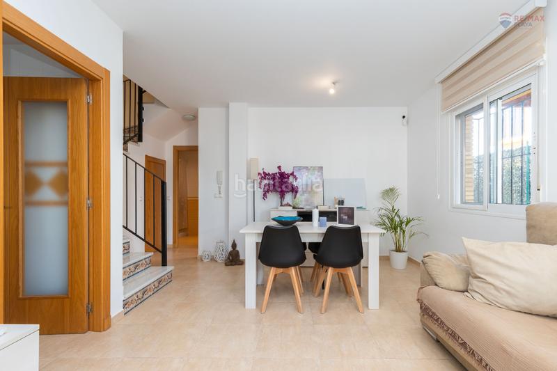 Foto 4f50bd2a-1c05-411c-88a2-d6be2dbc5144. Casa adossada amb aparcament piscina a Las Salinas Vera