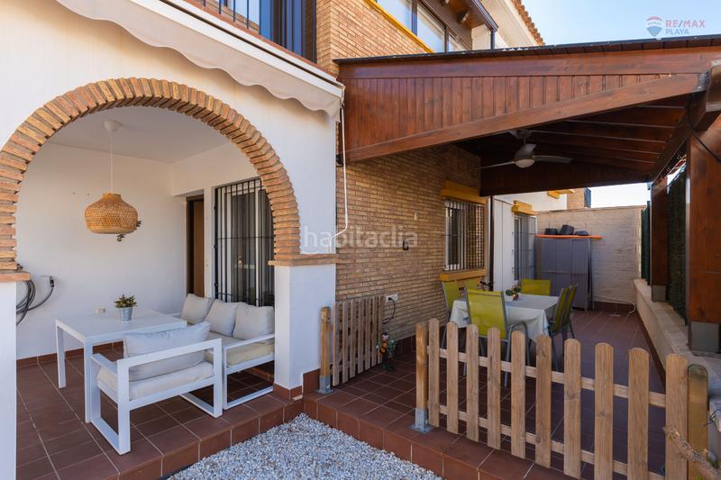 Foto 50b19c2e-ca7c-479e-858d-8dae97f8829a. Casa adossada amb aparcament piscina a Las Salinas Vera