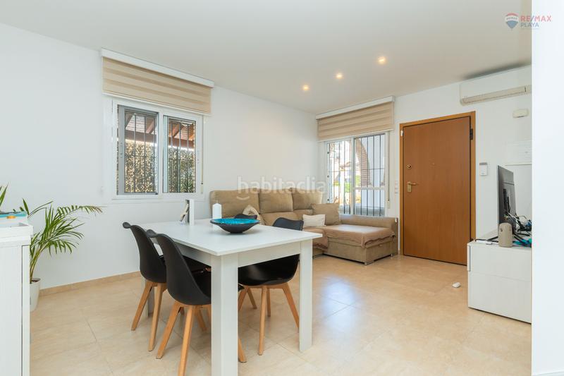 Foto cf9d23fa-f579-4c59-a063-e26ff0bf0f42. Casa adossada amb aparcament piscina a Las Salinas Vera