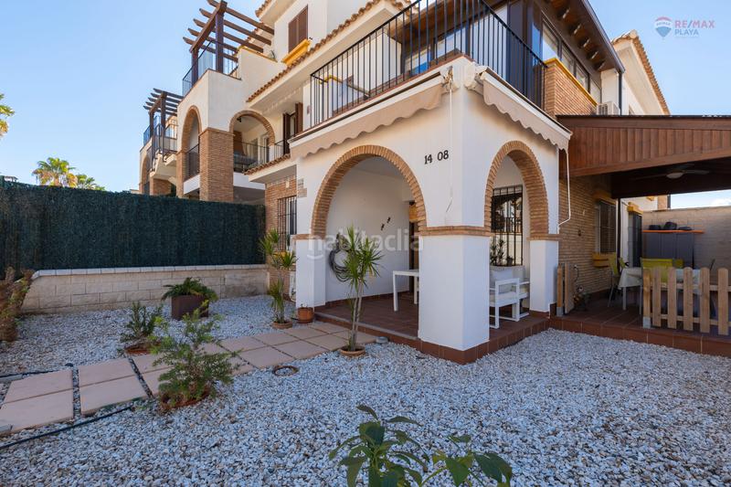 Foto d6af3fc6-7231-49a7-b58a-f0914b177bbe. Casa adossada amb aparcament piscina a Las Salinas Vera