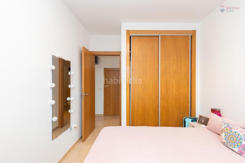 Foto ef26f267-e2f0-443e-bad0-3dd21b16eec9. Casa adossada amb aparcament piscina a Las Salinas Vera