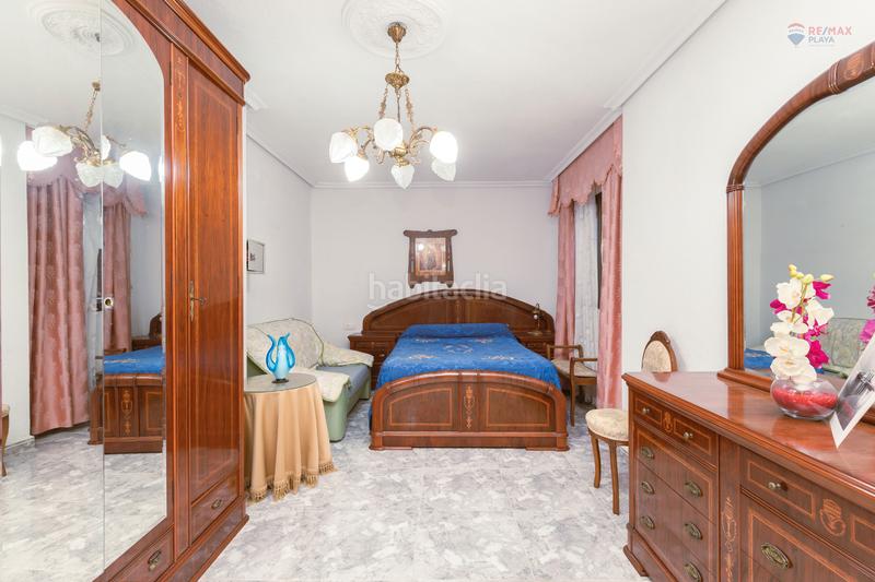 Foto 0069574c-e36b-43fc-97ce-9f7987398279. Pis a puerto de Garrucha Garrucha