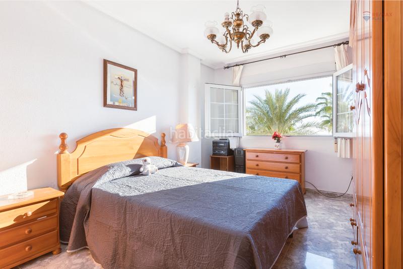 Foto 9352e6c2-629c-49d7-8e19-75359b3bf1e1. Pis a puerto de Garrucha Garrucha