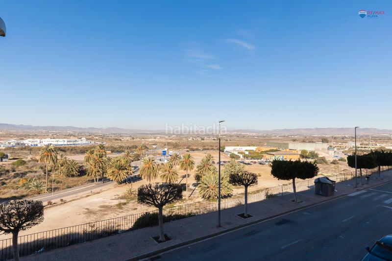 Foto 1cb9ee94-6a46-47ec-957f-4e072b2f7e13. Duplex avec parking piscine dans puerto de Garrucha Garrucha