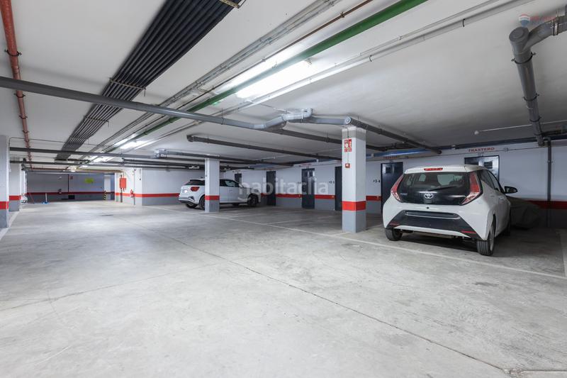 Foto c5dec7b3-2eac-4d60-a811-9288fb0ea9c9. Duplex avec parking piscine dans puerto de Garrucha Garrucha