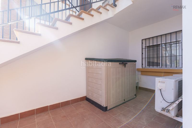 Foto 3eea6998-63d4-42e7-aea7-e8df4e8d2df5. Planta baixa amb aparcament piscina a Lomas del Mar Vera