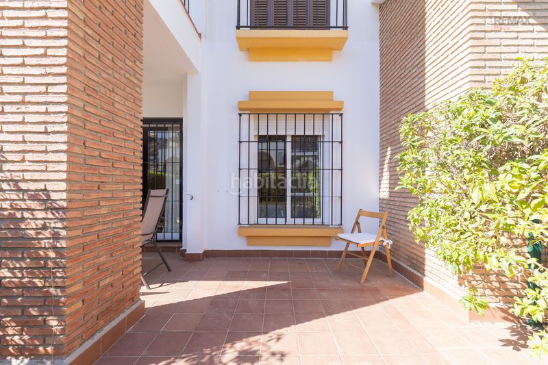 Foto f88f3252-7383-4e9b-bfc7-def80068da1b. Planta baixa amb aparcament piscina a Lomas del Mar Vera