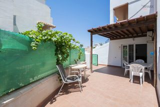 Planta baixa  Calle ciudad de tarragona. Piso en primera línea de playa - zona naturista