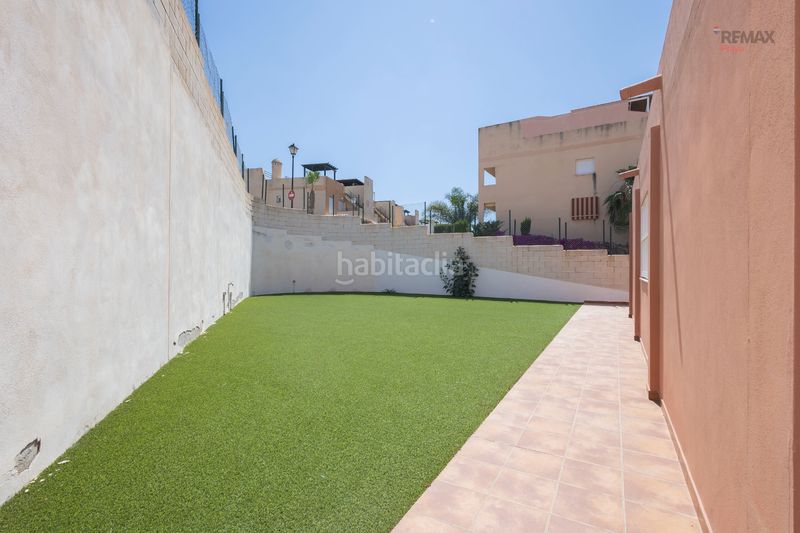 Foto bca11879-8c52-4ba9-a557-423a54c34ef1. Planta baixa amb aparcament piscina a Cala Marqués Vera