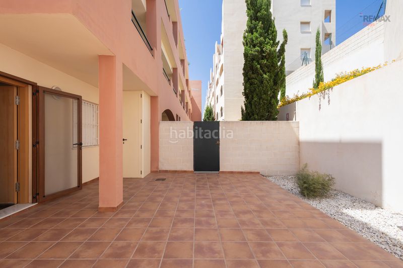 Foto db98e1a7-4ef7-45af-9a5e-d3ceb7dda155. Planta baixa amb aparcament piscina a Cala Marqués Vera