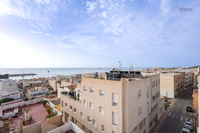 Foto ceaa1c0d-c347-443e-9115-37c950621d77. Àtic a playa de Garrucha Garrucha