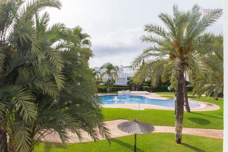 Foto 2b12234c-e20c-428e-a4ce-77615f4d6a3e. Apartament amb piscina a Puerto Rey Vera