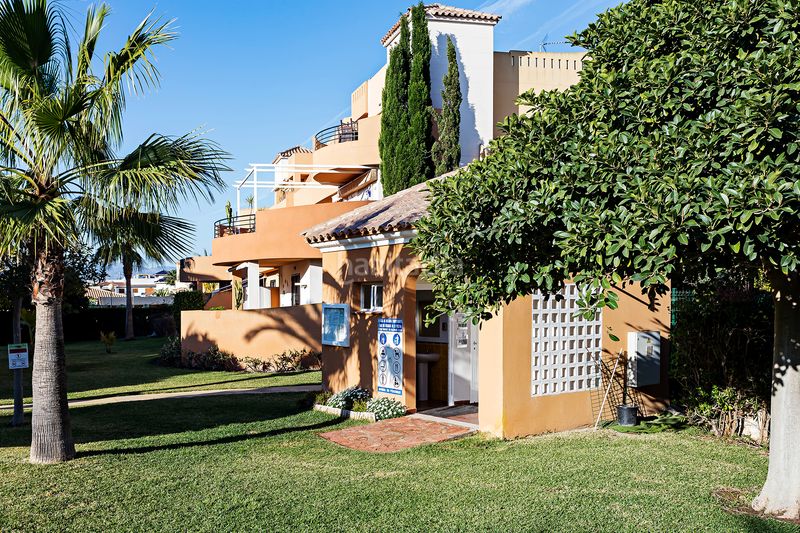 Foto 03d46710-0578-4a25-903e-1986ecf2e9e0. Apartament amb aparcament piscina a Vera playa naturista Vera