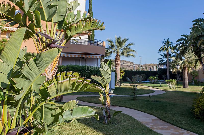 Foto 1fb2aeb6-9274-4216-8e10-ab199bf2b4d2. Apartament amb aparcament piscina a Vera playa naturista Vera