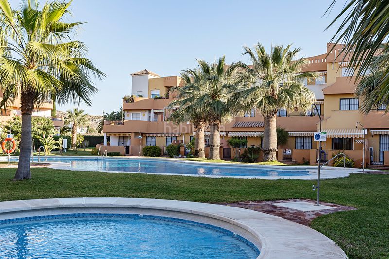 Foto 80943245-2118-428a-91d4-d55015b658c3. Apartament amb aparcament piscina a Vera playa naturista Vera