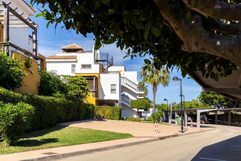 Foto a9fe9c4e-c1a2-4a58-858e-9432ffd4a0dd. Àtic amb piscina a Lomas del Mar Vera