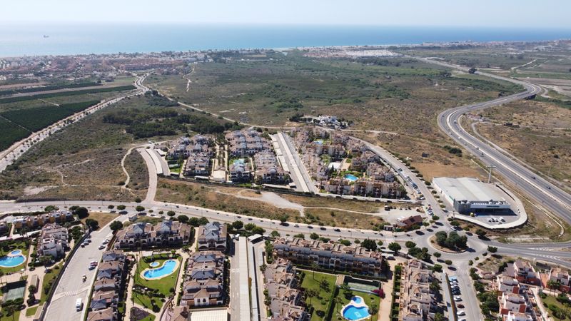 Foto c15811bf-b269-4868-ab6a-c17f938c0c7a. Àtic amb piscina a Lomas del Mar Vera