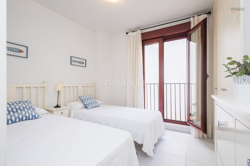 Foto c3be2b5b-610d-4620-82ff-8e1fb7b0deb6. Apartament amb aparcament piscina a El Playazo Vera