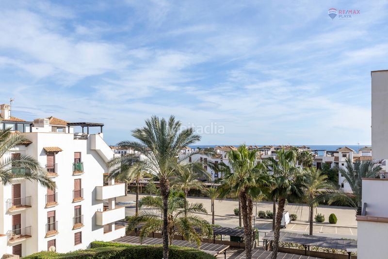 Foto e43bf60e-2f18-4bf8-9608-e30a49423a73. Apartament amb aparcament piscina a El Playazo Vera