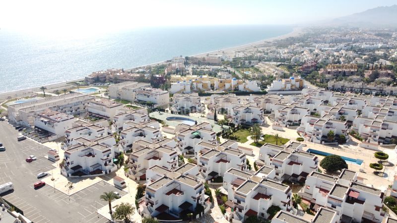 Foto 745d1725-82bf-4018-9761-c85ccbd62bd0. Àtic amb aparcament piscina a Vera playa naturista Vera