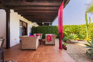 Apartament  Avenida ciudad de alicante. Piso en planta baja con jardín privado - primera línea de playa