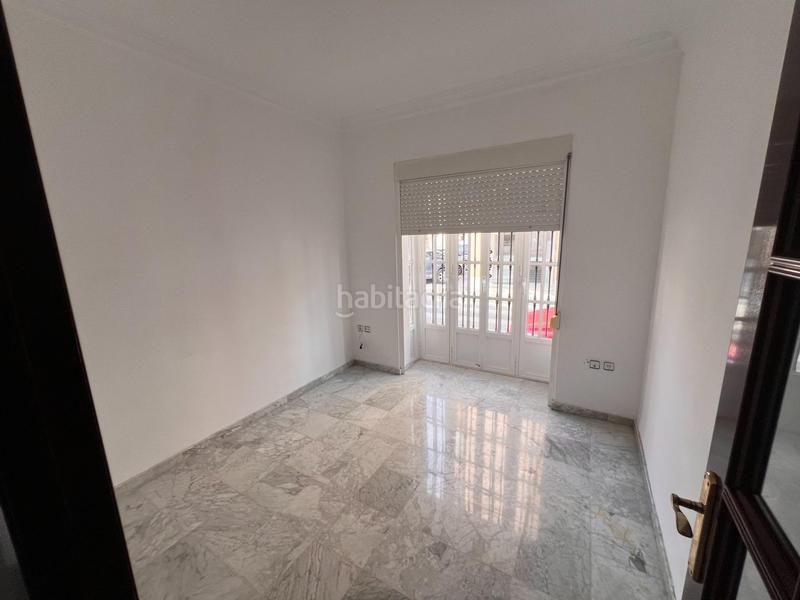 Foto 693985a6-9c7a-4397-a919-da230b6d3f07. Casa vivienda 2 plantas en pleno centro . en El Cristo - Cayetano Roldán San Fernando