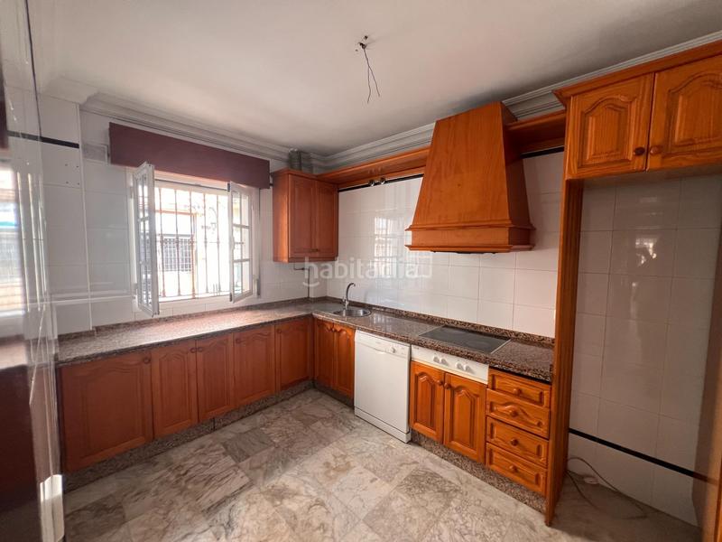 Foto c4ea1f07-6dab-4d95-93b4-1dbd8f99212e. Casa vivienda 2 plantas en pleno centro . en El Cristo - Cayetano Roldán San Fernando