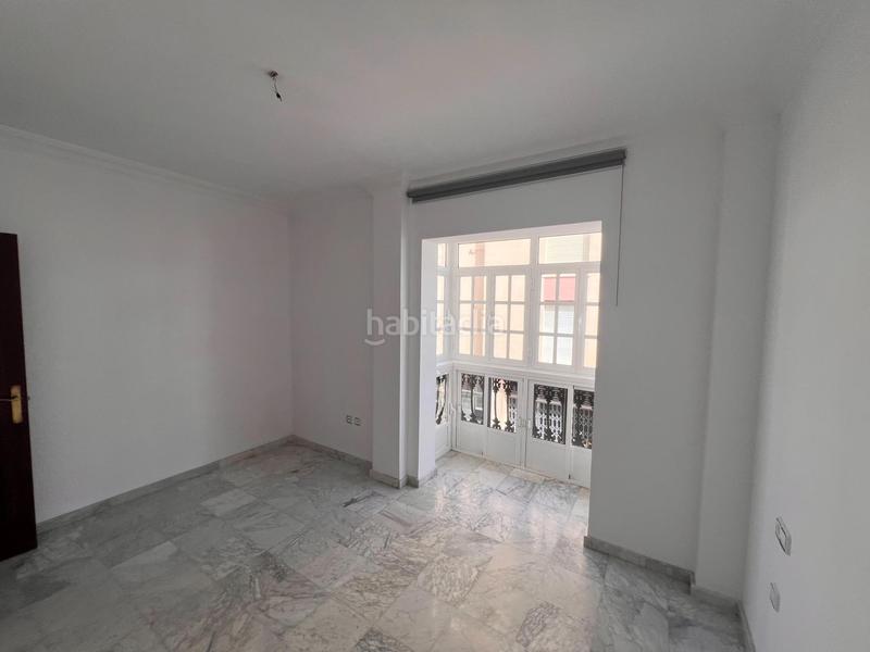 Foto f1394819-f0f9-450a-82c6-864b21b54753. Casa vivienda 2 plantas en pleno centro . en El Cristo - Cayetano Roldán San Fernando