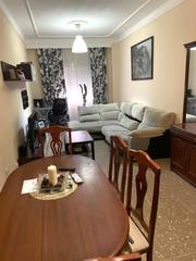 Appartement  Calle matrona ana mariscal. Zona barriada de andalucía  la ardila