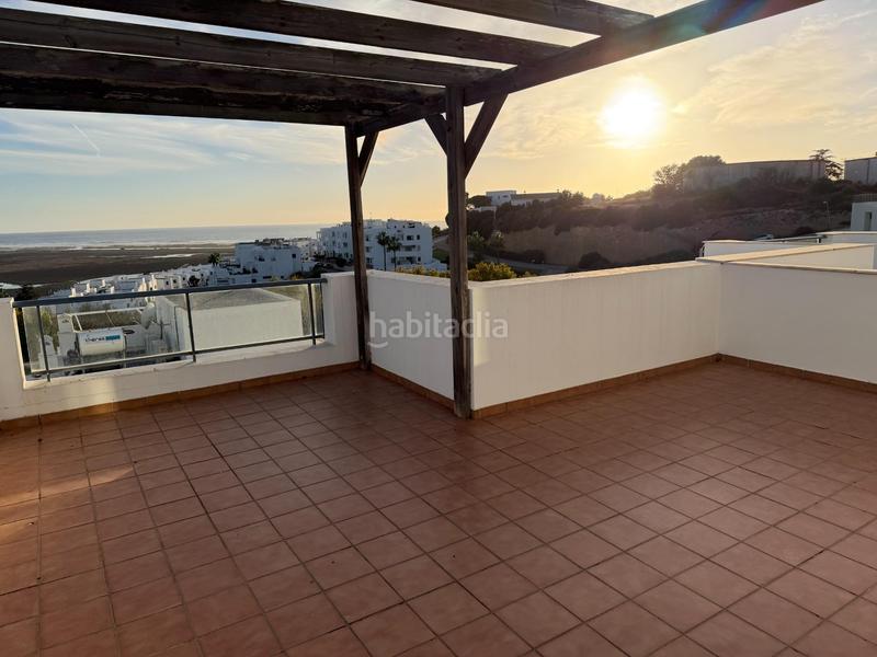 Foto 2798e95c-deef-4352-bae9-cb5b342935d8. Casa a schiera in calle emilia pardo bazán 21 in Conil Conil de la Frontera