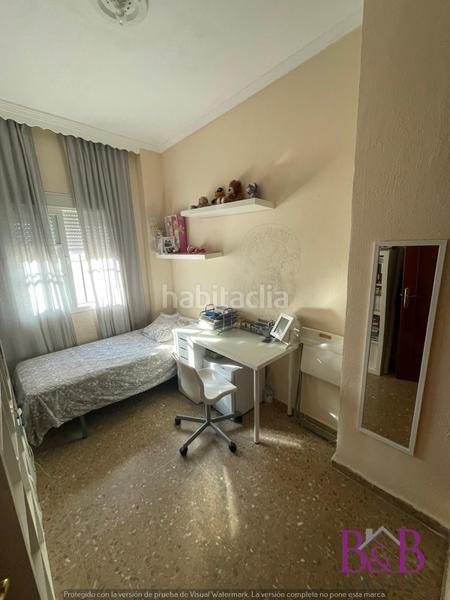 Foto e3d8b3e7-dcea-406c-9a6e-5bb6a210f375. Piso en calle matrona ana mariscal 2 10 sacramento en San Fernando