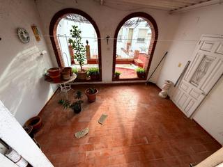 Maison  Calle de pío xii. Casa en zona estación carlos iii