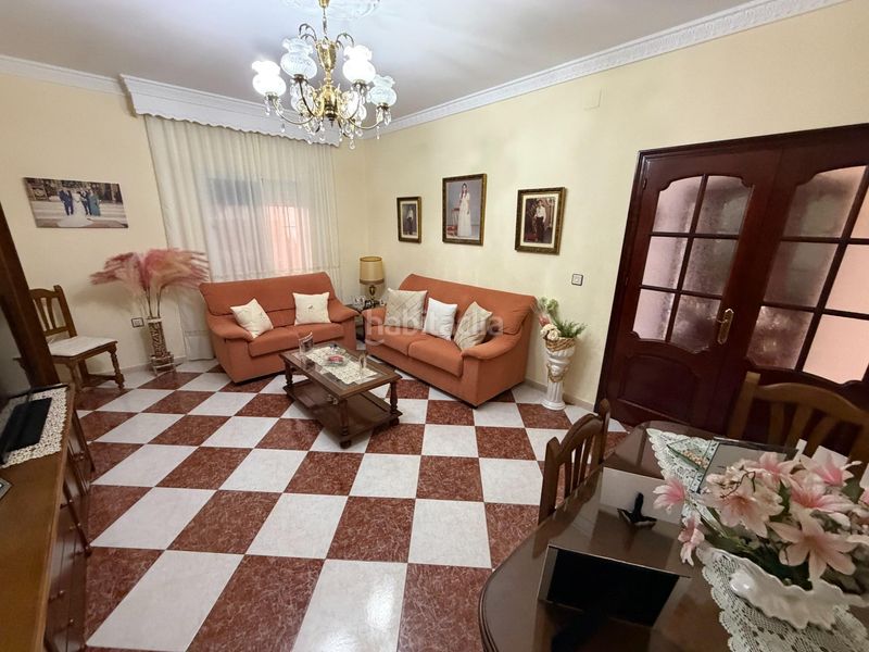 Foto 1b49adca-3979-432a-b0d6-709f19558359. Casa amb aparcament a Camposoto - Gallineras San Fernando
