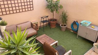 Casa adossada  Calle sol. Vivienda unifamiliar en zona camposoto