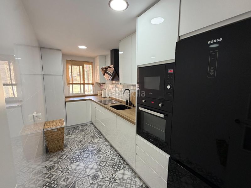 Foto d9c1fe5a-9237-4875-84e6-8bd213058b61. Pis amb aparcament a Camposoto - Gallineras San Fernando