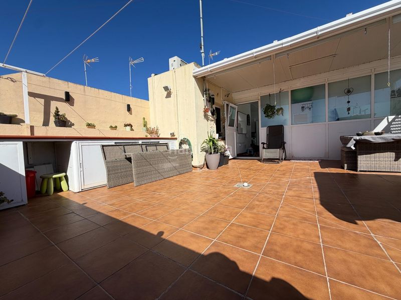 Foto 13c1c0e6-9458-4c5d-bdce-1af654fdef5d. Casa amb aparcament a Plaza de toros - Venta Vargas - Capitania San Fernando