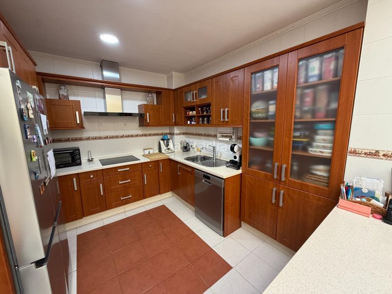 Foto 626bbeee-f4c4-4cd0-b350-7e606d578453. Casa amb aparcament a Plaza de toros - Venta Vargas - Capitania San Fernando