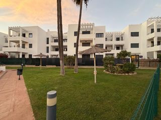 Maison jumelée à Conil. En venta vivienda unifamiliar en conil de la frontera