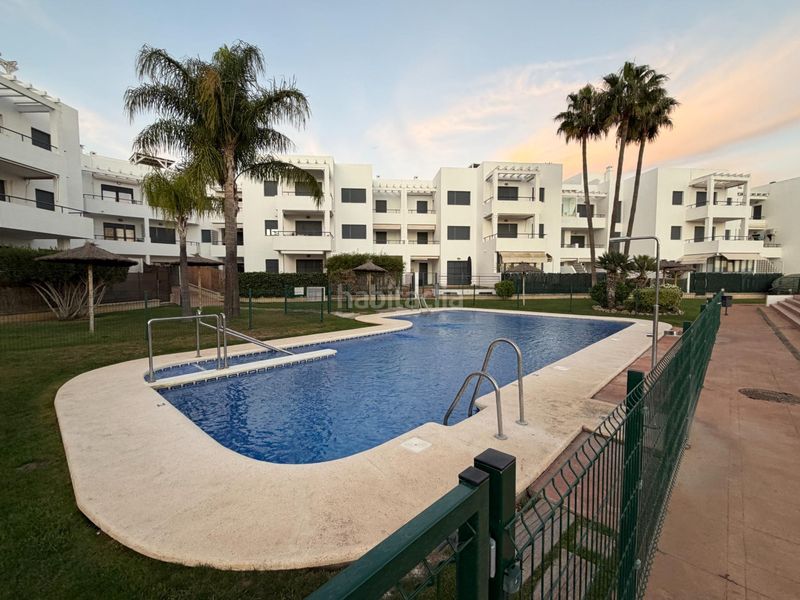 Foto 305b7d72-1344-42cf-a2ee-dcfb4f3f2485. Casa adossada amb aparcament piscina a Conil Conil de la Frontera