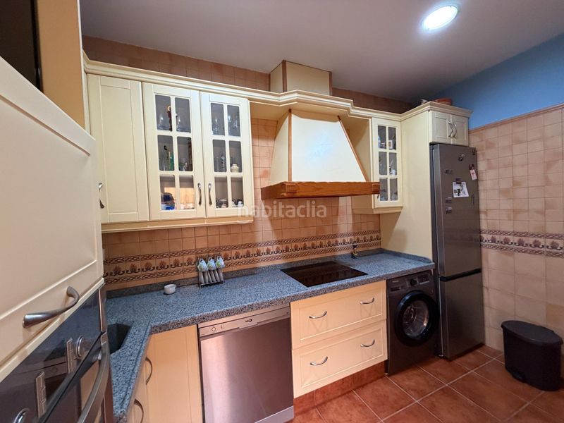 Foto 17ab014e-a1cd-4168-a46e-e4c328b97c1c. Casa adossada amb aparcament a Camposoto - Gallineras San Fernando