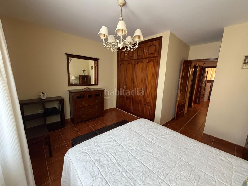 Foto 4653aa25-73f2-41d2-bbf0-7cc922370396. Casa adossada amb aparcament a Camposoto - Gallineras San Fernando
