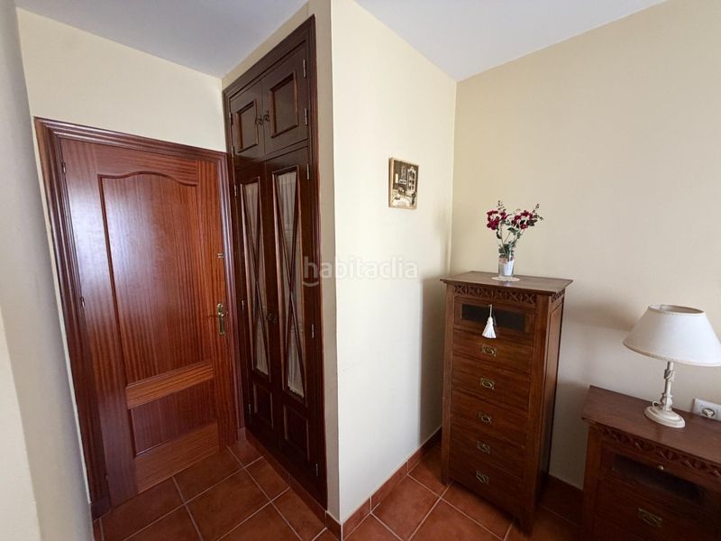Foto ff9f1e51-bf80-451c-acbd-3996cf636093. Casa adossada amb aparcament a Camposoto - Gallineras San Fernando