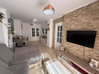 Piso  Calle mineras. Oportunidad �nica! en venta vpo de tres dormitorios y garaje en
