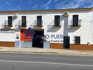 Edificio en Gibraleón. Edificio en venta en gibraleón, 4 dormitorios.