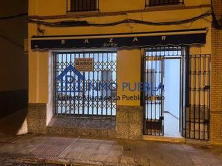 Lloguer Local Comercial a Puebla del Río (La). Local com. en alquiler en centro.