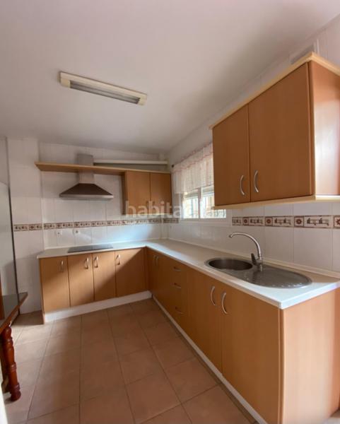 Foto 8c97da44-a32d-4b47-a86f-83fda2716d44. Rent semi detached house in calle solidaridad 13 in Cártama