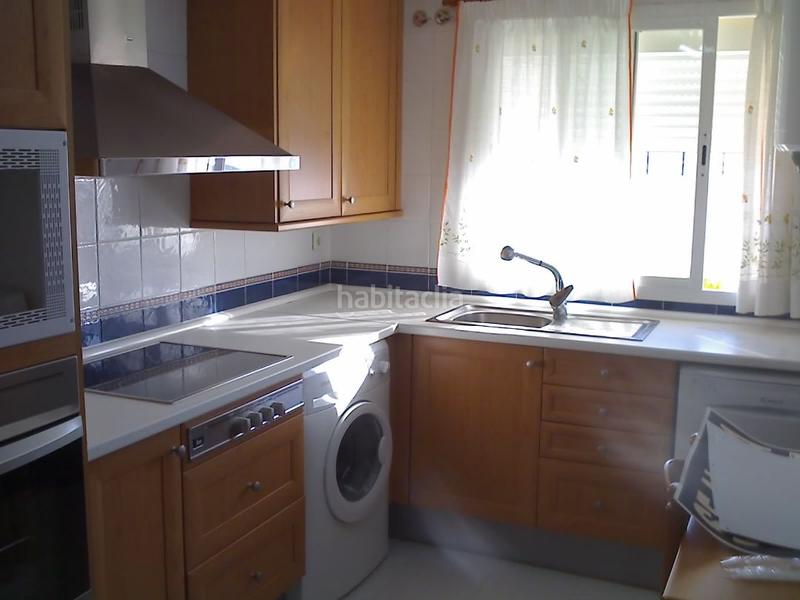 Foto 51f488ab-587b-46a7-8f4e-0dc460514b17. Alquiler piso en calle praga 21 luminoso, calidades, listo para habitar en Málaga