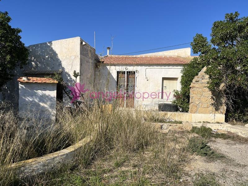 Foto 34f4c45c-9721-49b4-b0b8-e711e2619119. Masía en barrio burjulu 133m en Burjulu - La Mulería Cuevas del Almanzora